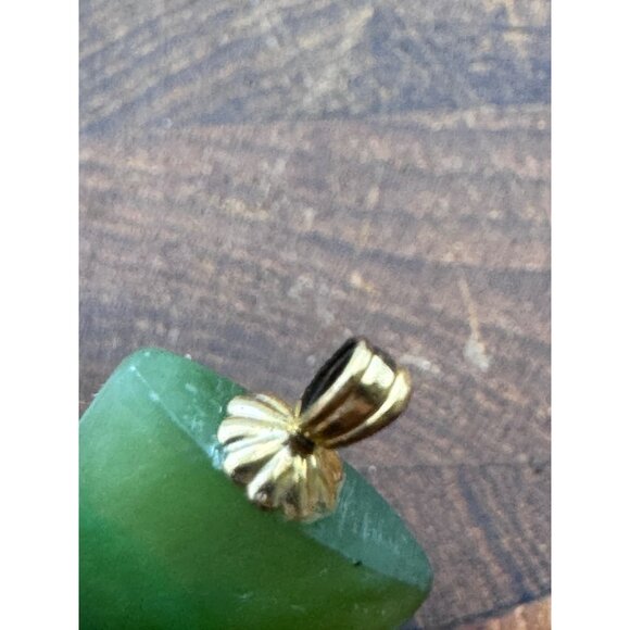 Jade Green Horn-Shaped Pendant With Gold-Filled Bail - Unique Artisan Craft - Picture 3 of 5